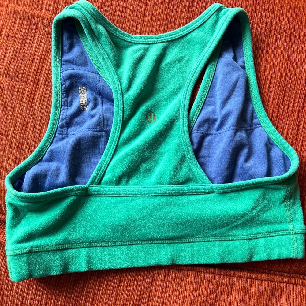 Lululemon Ladies Size M Green Racer back Top - Picture 2 of 3